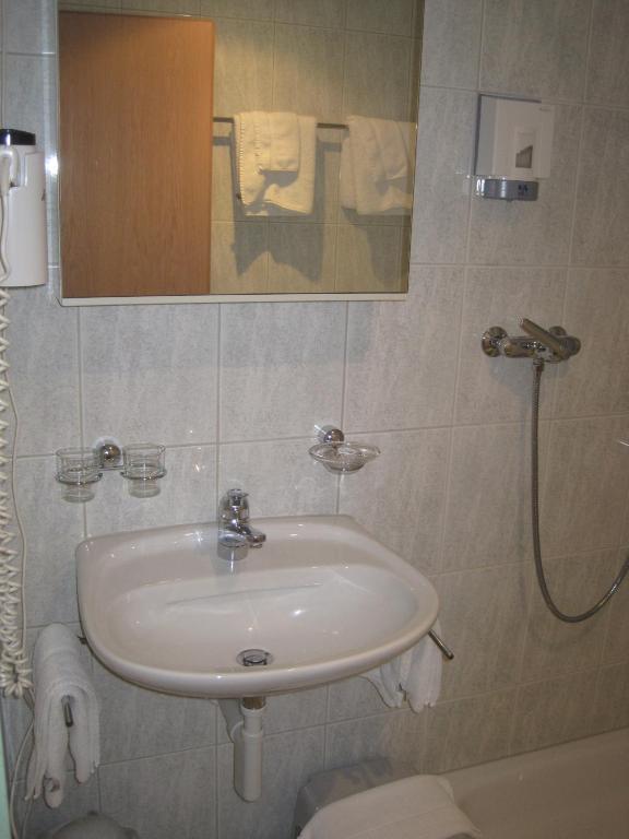 Hotel des Alpes Realp Chambre photo