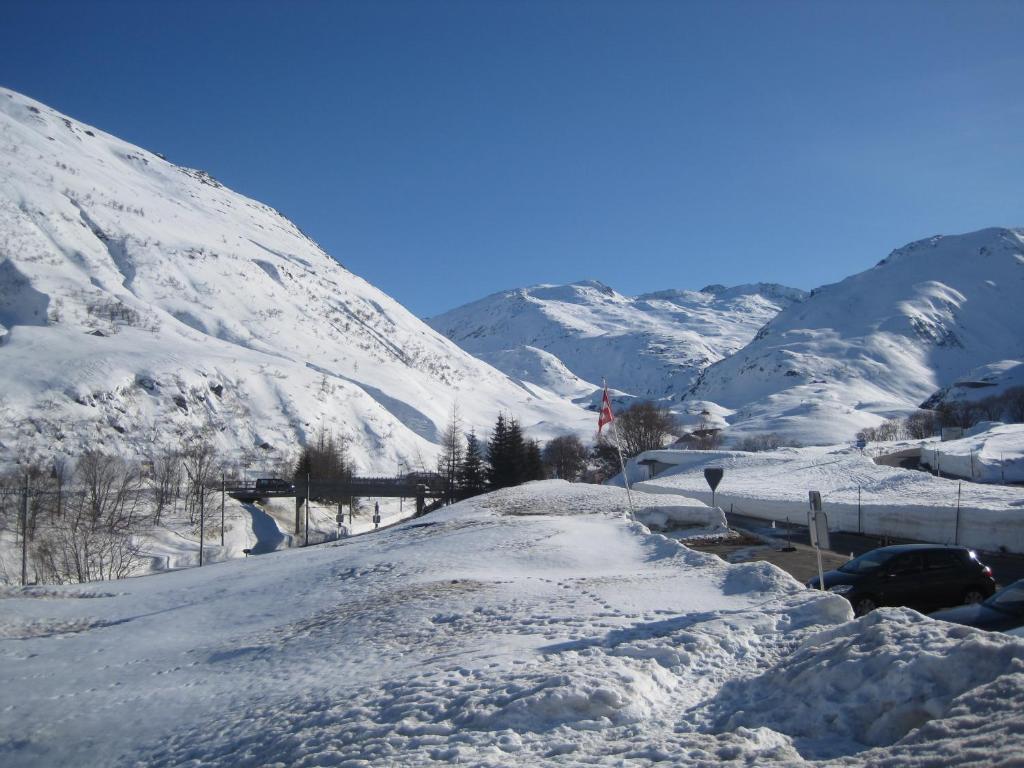 Hotel des Alpes Realp Extérieur photo